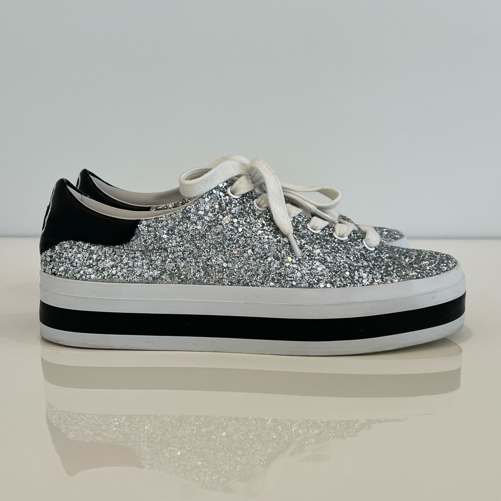 ALICE + OLIVIA SILVER GLITTER SNEAKERS SIZE US 7.5